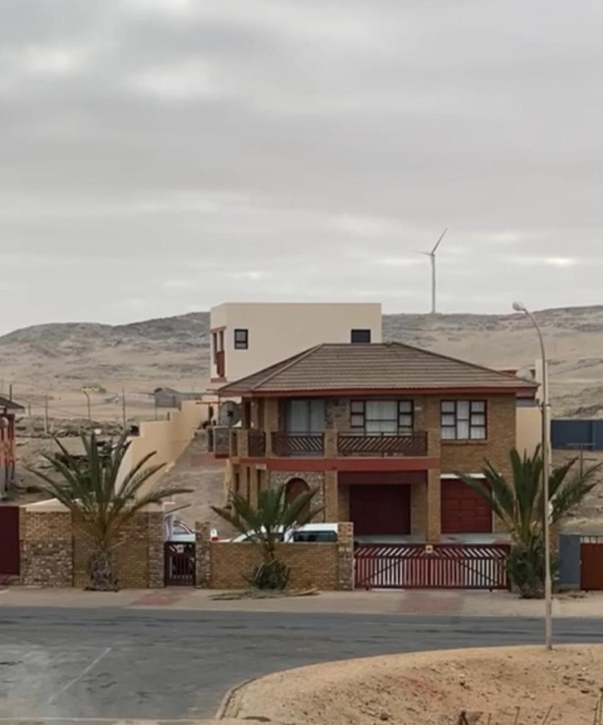 The Oasis Accommodation Lüderitz Zewnętrze zdjęcie