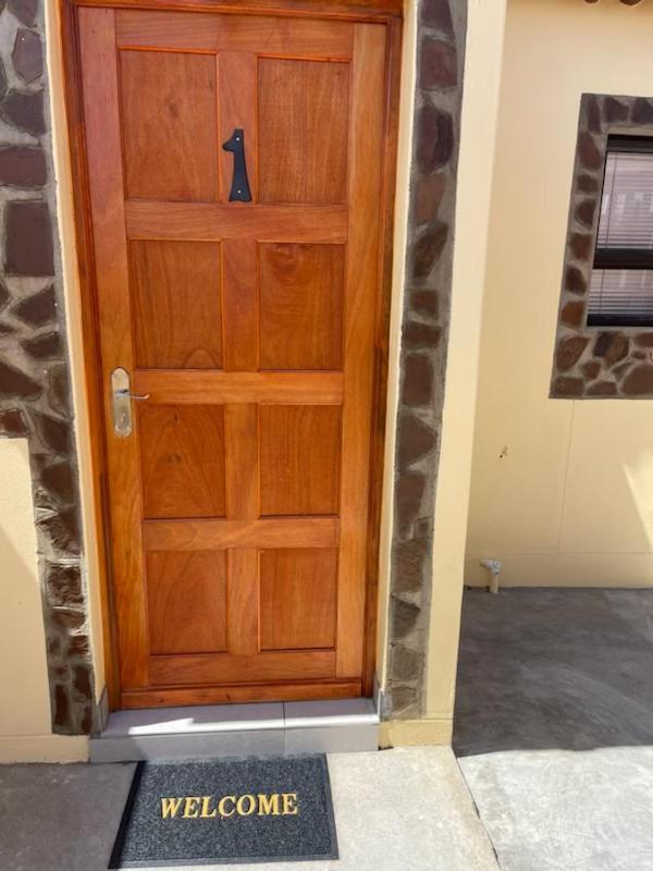 The Oasis Accommodation Lüderitz Zewnętrze zdjęcie